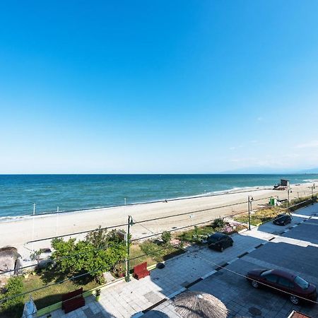 Апартаменты Blue Flag, Nilie Hospitality Mgmt Олимпиаки-Акти Экстерьер фото