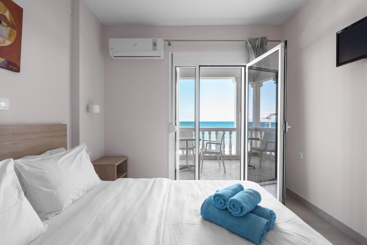 Апартаменты Blue Flag, Nilie Hospitality Mgmt Олимпиаки-Акти Экстерьер фото